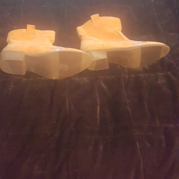 Booties - Picture 4 of 5